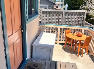 339 7th Ave #A, Santa Cruz, CA 95062