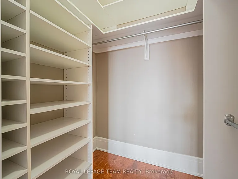700 Sussex Dr #601 — Photo 22
