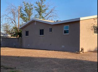 1016 Sandia St, Carlsbad, NM 88220