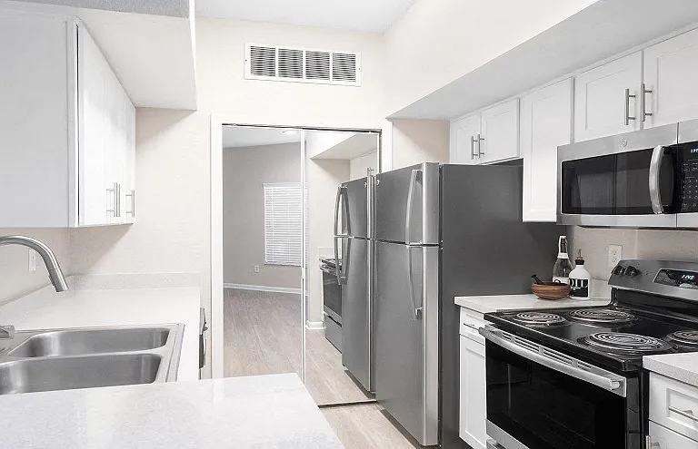 Westlake Apartment Homes — Photo 6