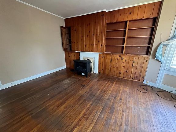 5th image of 102 Harmon St #2