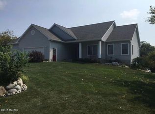 3123 S Palmer Blvd, Ludington, MI 49431