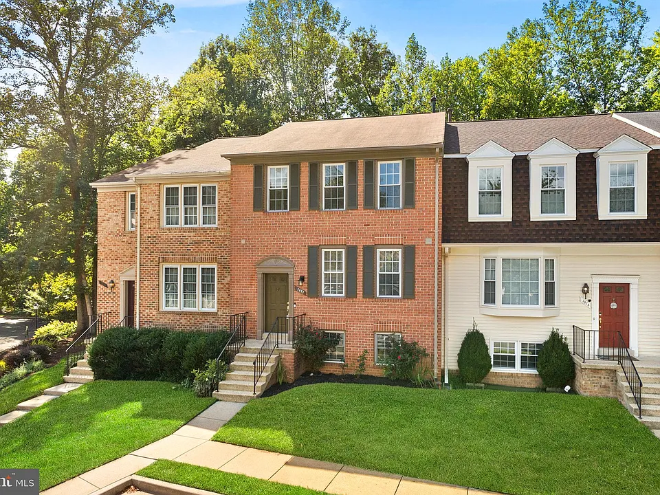 7877 Painted Daisy Dr