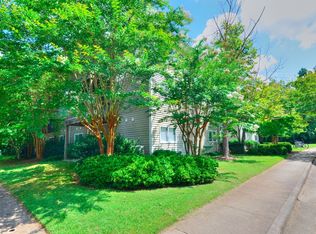 303 Smith Level Rd APT F33, Chapel Hill, NC 27516