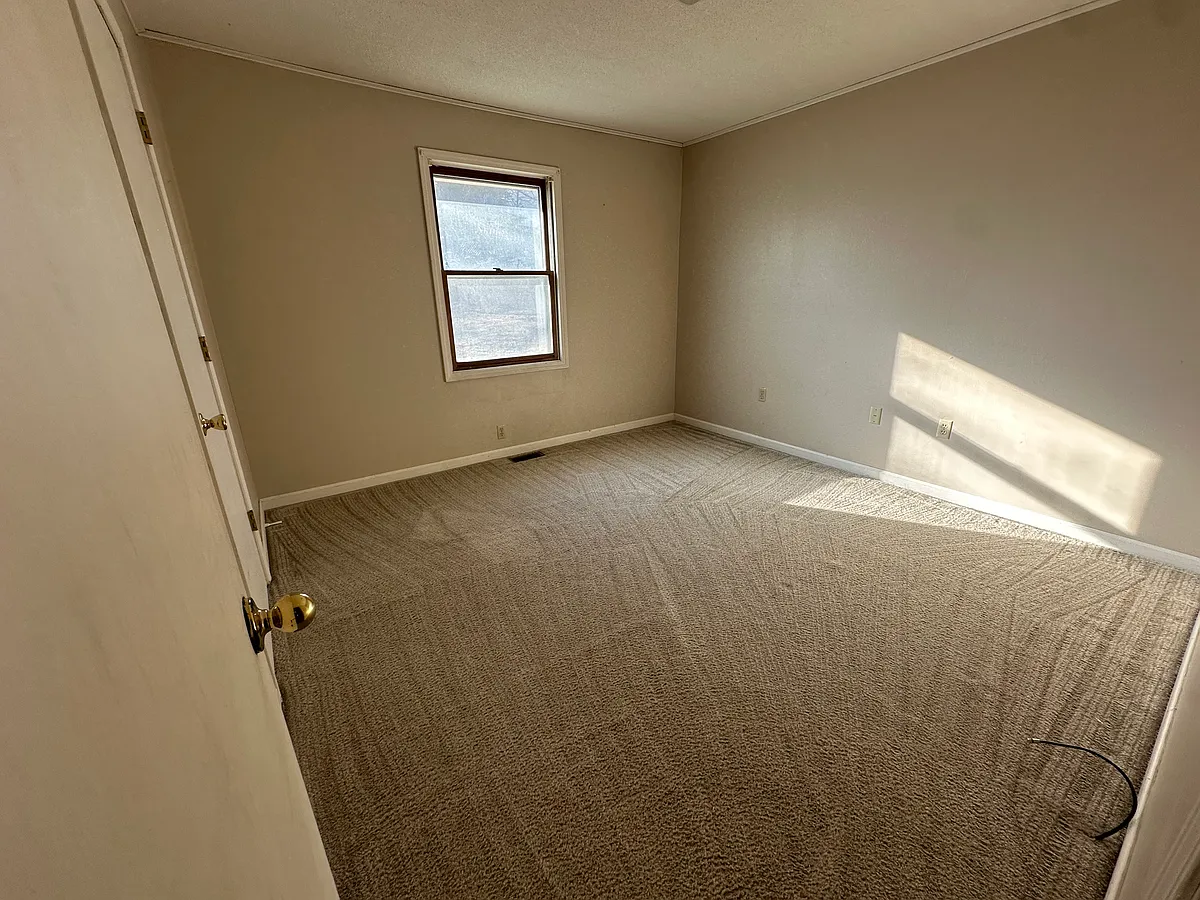Building Photo - 905 Citadel Dr #A