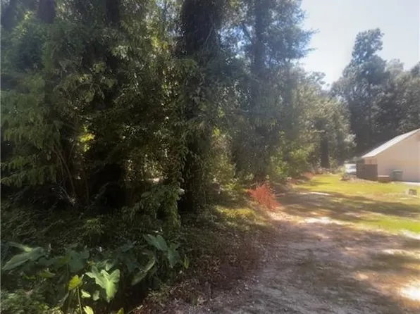 America St, Mandeville, LA 70448