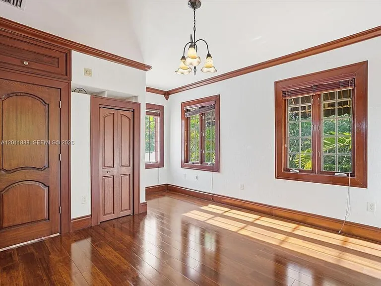 1137 Asturia Ave — Photo 45
