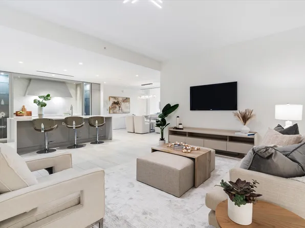 200 SE Mizner Boulevard #414, Boca Raton, FL 33432