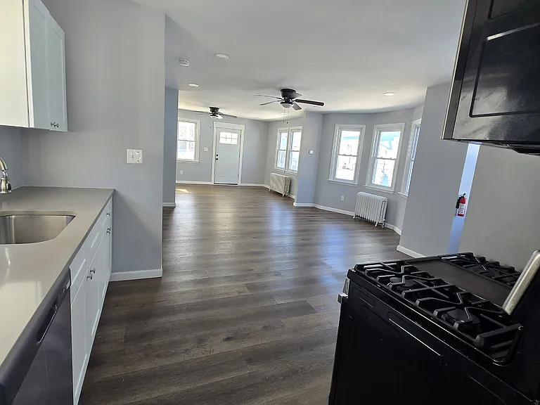 16 E Merion Ave — Photo 33