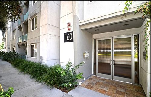 2nd image of 160 S Hudson Ave Unit 203