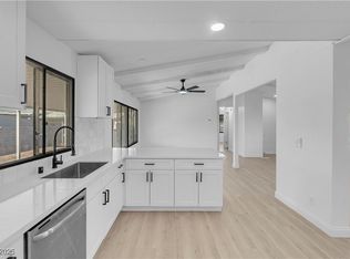 3421 Ewa Beach Dr, Las Vegas, NV 89122