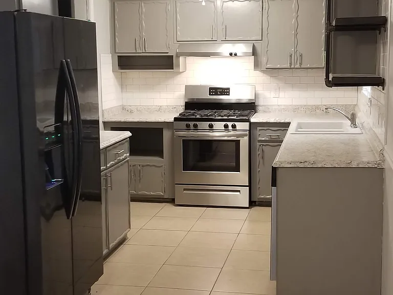 2613 Wyandotte Way — Photo 3