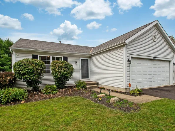 563 River Pebble Dr, Blacklick, OH 43004