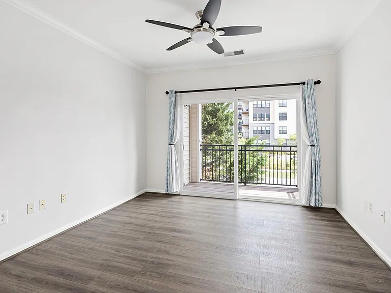 12945 Centre Park Cir #214 — Photo 21