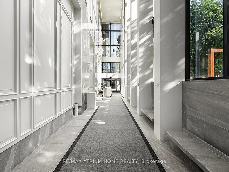 3 Gloucester St #4303 — Photo 2