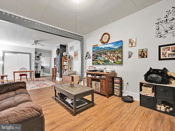 3rd image of 245 S Oak St #247