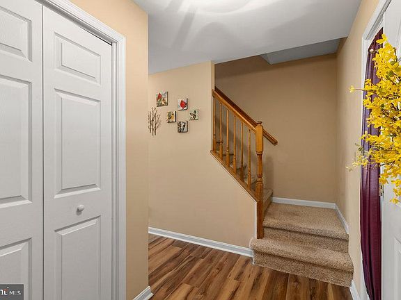 4th image of 151 Martel Cir