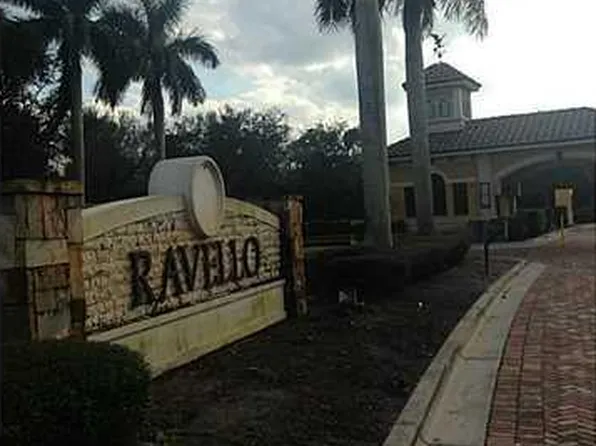 252 SE Via Sangro, Port Saint Lucie, FL 34952