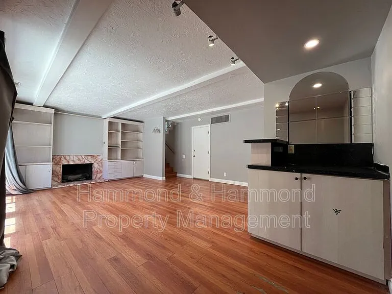 4527 Stark Ave — Photo 15