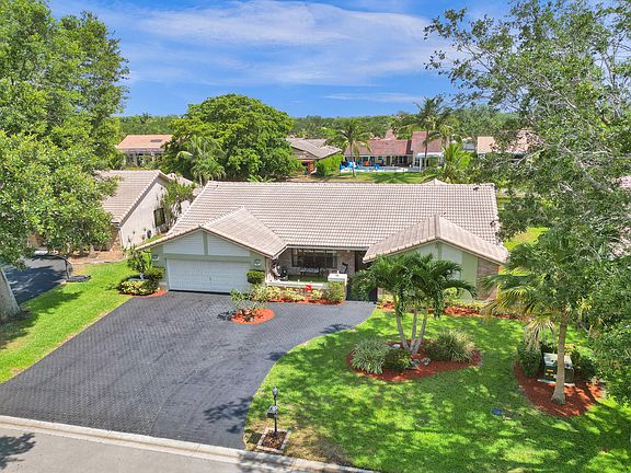 3rd image of 8993 NW 51st Place
