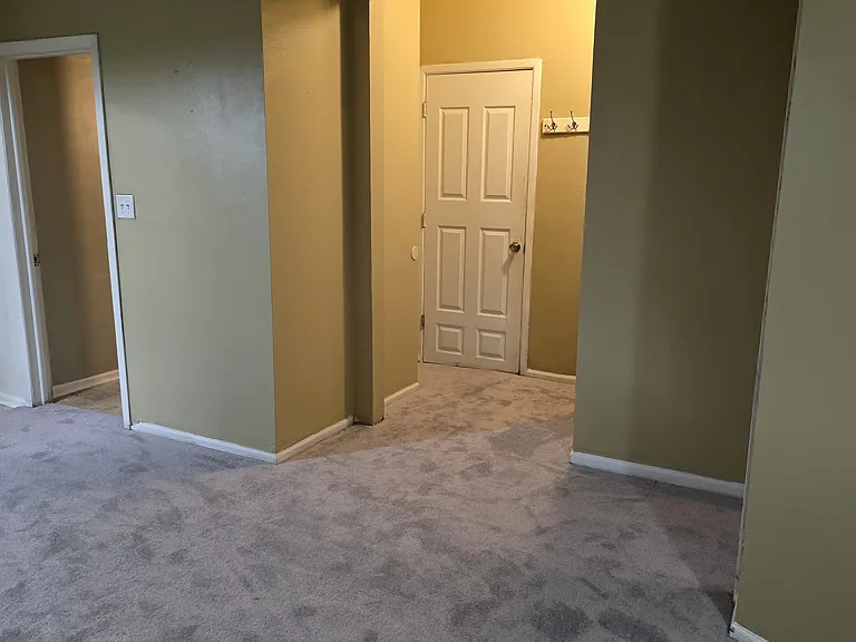 678 Ohio St #1 — Photo 18