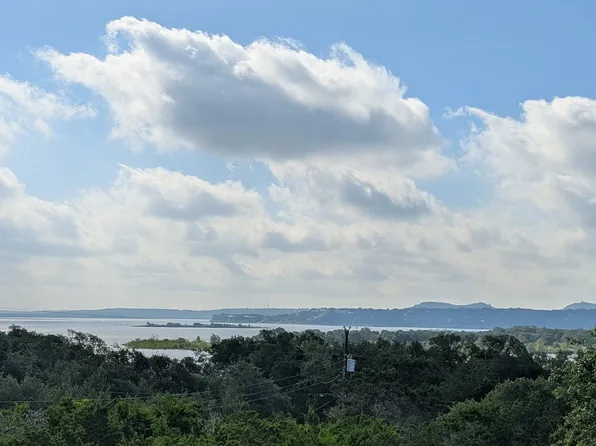 809 LAKEBREEZE DR, Canyon Lake, TX 78133