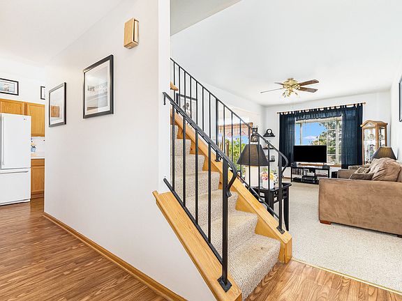 3rd image of 18259 Kirby Dr