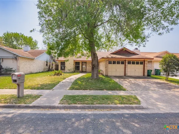 110 Rebecca Ln, Victoria, TX 77901