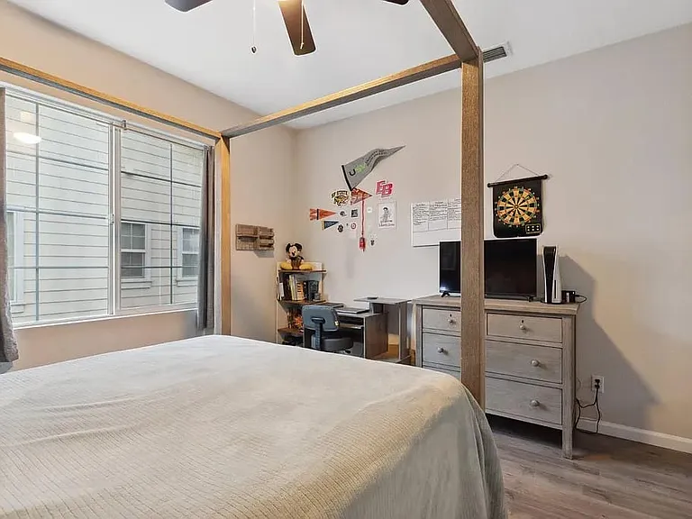 Upstairs Bedroom1