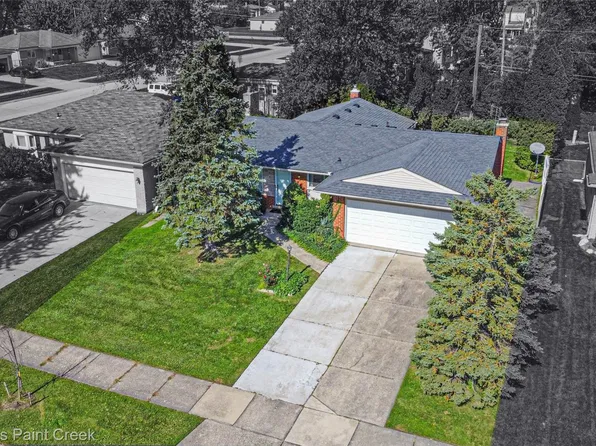 33790 Dyar Ct, Sterling Heights, MI 48310
