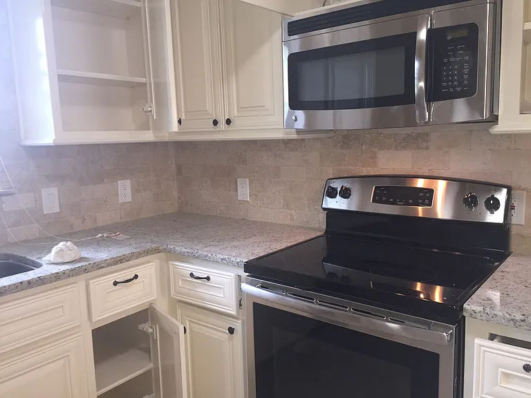 2828 Lafamo Rd — Photo 2