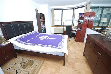 Rented by Luxury Habitat