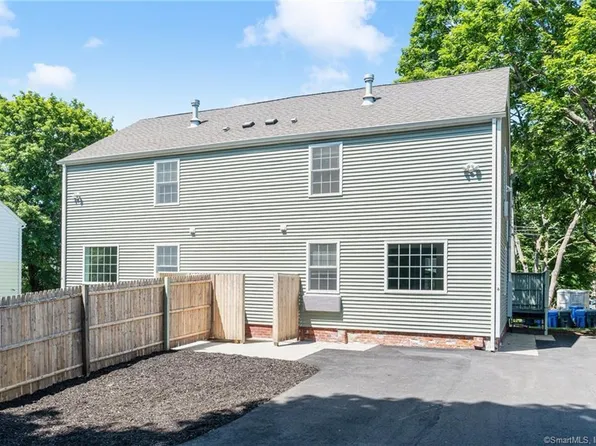 6 9th Street, Plainfield, CT 06374
