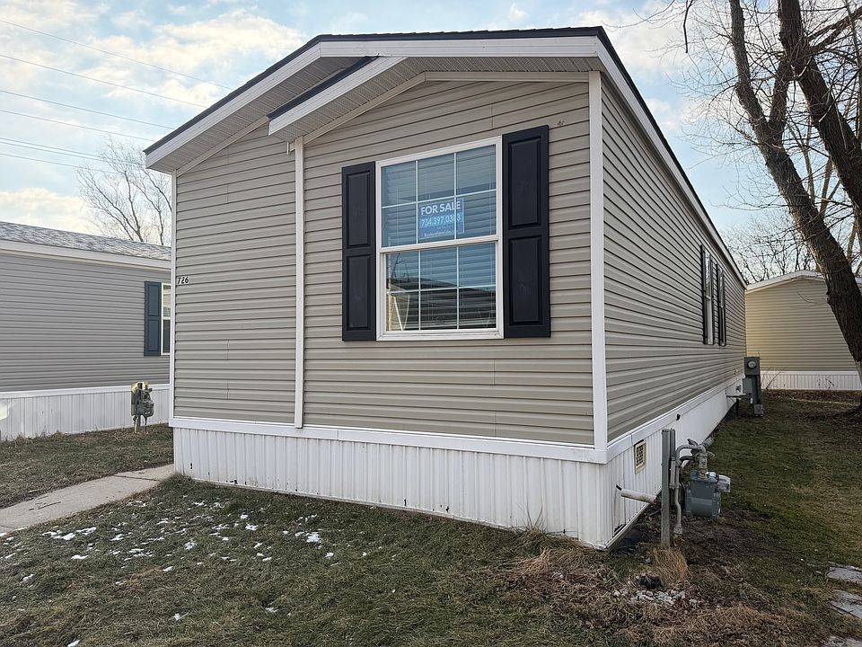 2nd image of 41275 Old Michigan Ave #726