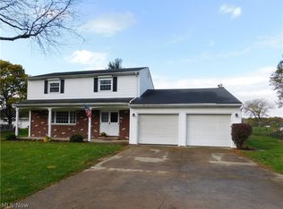 11150 Durkee Rd, Grafton, OH 44044