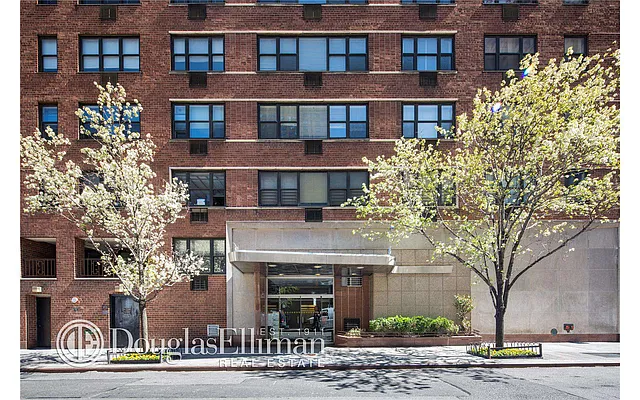 Sold by Douglas Elliman | media 7