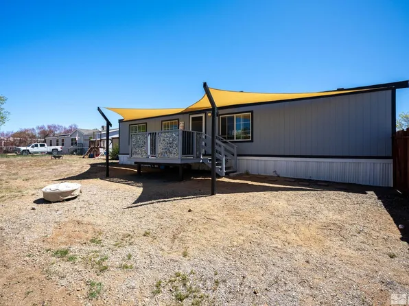 5769 Parker Pl, Sun Valley, NV 89433