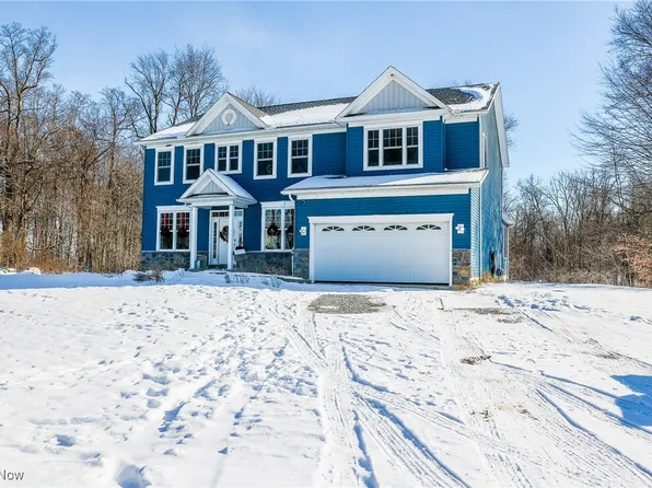 7490 Fredericksburg Rd, Fredericksburg, OH 44627