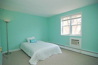 4th image of 2035 W Granville Ave #C208