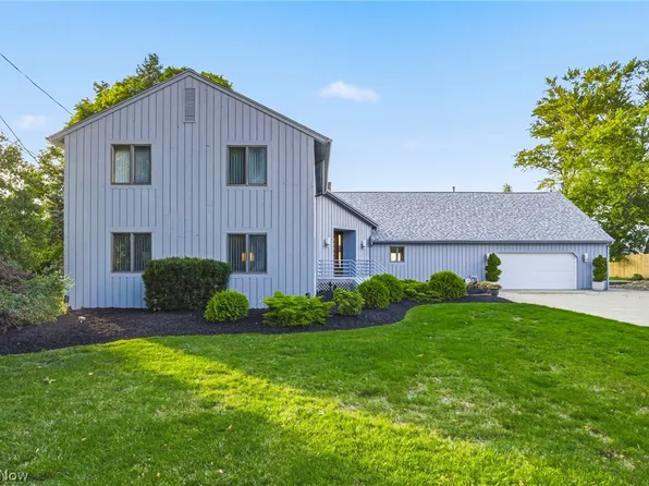 37725 Lake Shore Blvd, Eastlake, OH 44095