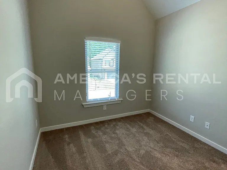286 Shiloh Creek Dr — Photo 33