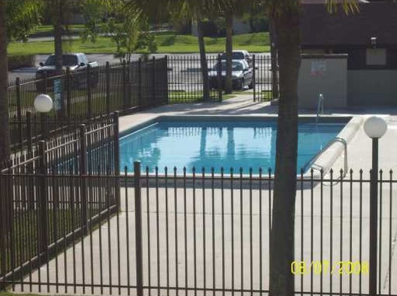2nd image of 475 NW 210th St