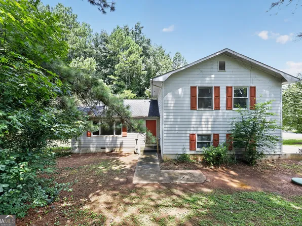 575 Oak Springs Dr, Lawrenceville, GA 30043