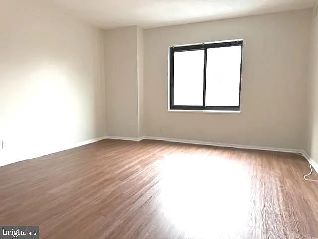307 Yoakum Pkwy #310 — Photo 21