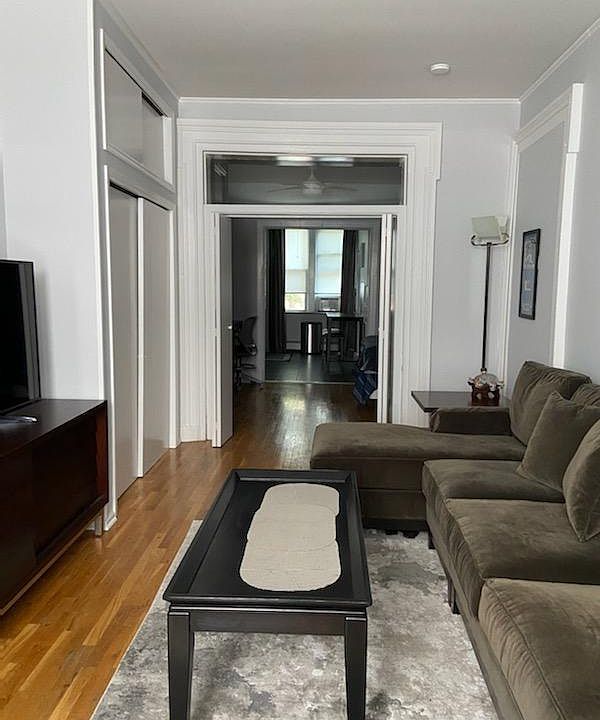 2nd image of 541 Bloomfield St #1