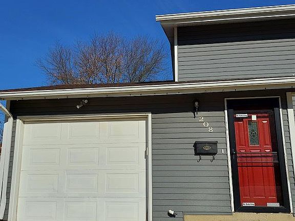 2nd image of 208 N Fairlawn Ave