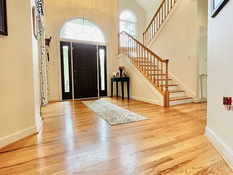 1474 Freeman Dr — Photo 4