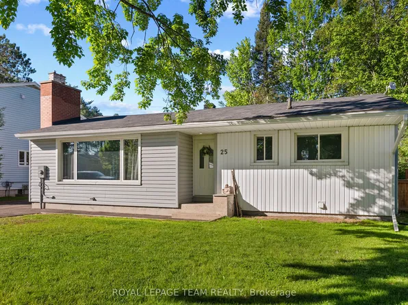 25 Frontenac Cres, Deep River, ON K0J 1P0