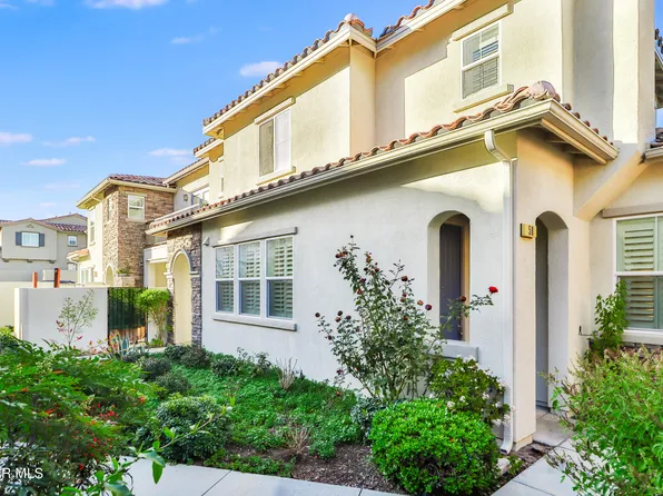 58 Secret Hollow Ln, Thousand Oaks, CA 91320