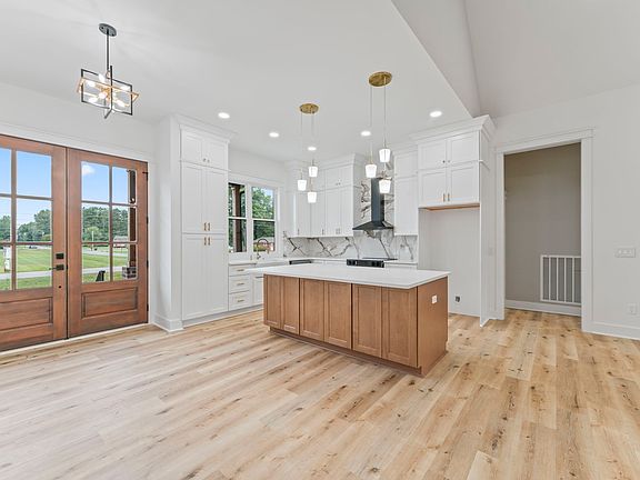 3rd image of 1601 Old Estill Springs Rd